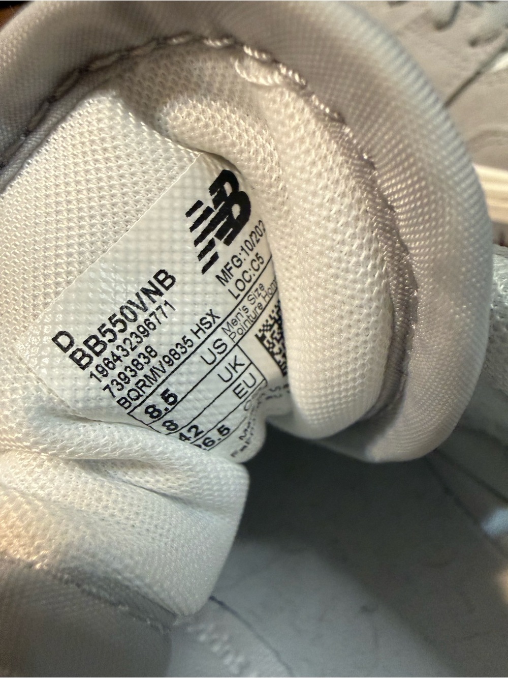 New Balance Gray Suede Men’s Sneakers - Picture 4 of 4